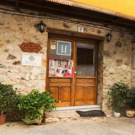 Hostal Alba Taruta Guadalupe  Exterior foto