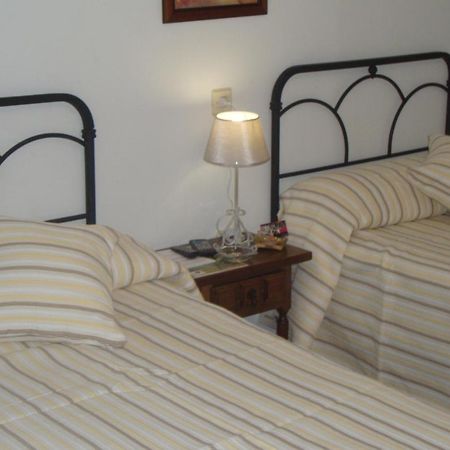 Hostal Alba Taruta Guadalupe  Exterior foto