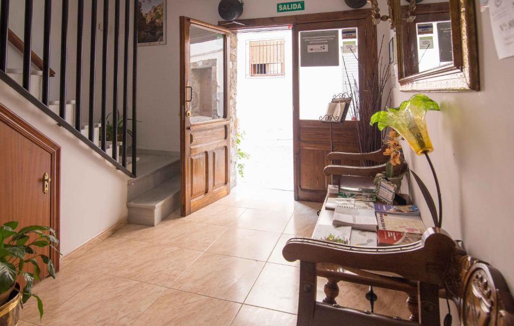 Hostal Alba Taruta Guadalupe  Exterior foto